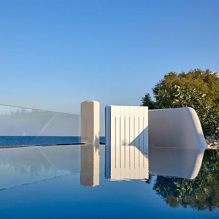 Incognito Beach Villa Santorini Kamári Екстериор снимка