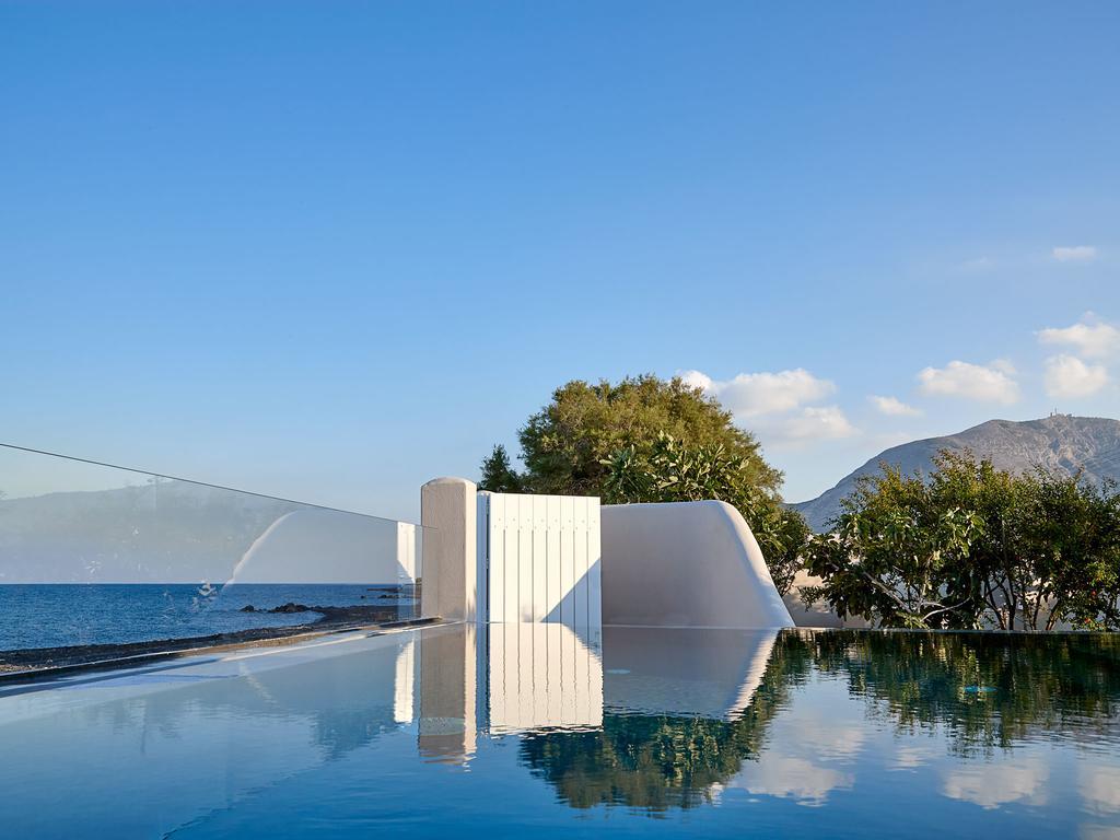 Incognito Beach Villa Santorini Kamári Екстериор снимка